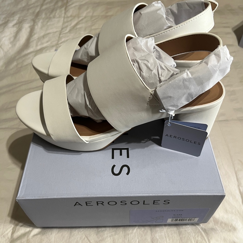 AEROSOLES Camila White Heels